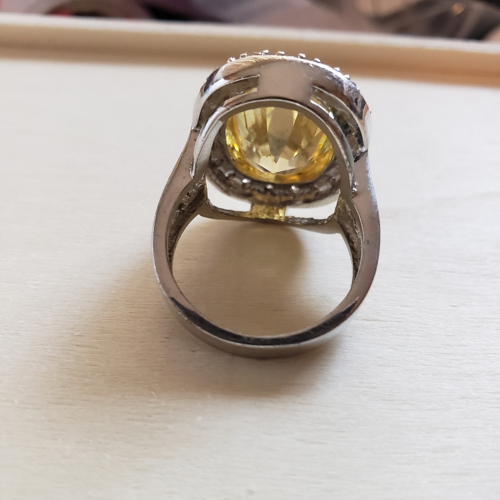Cetrine oval ring with Swarovski crystals - Picture 2 of 5